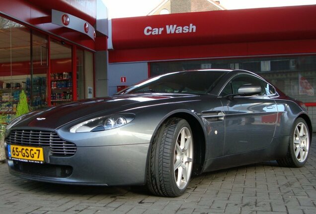 Aston Martin V8 Vantage