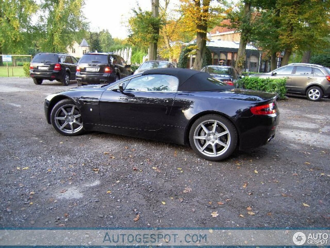 Aston Martin V8 Vantage Roadster