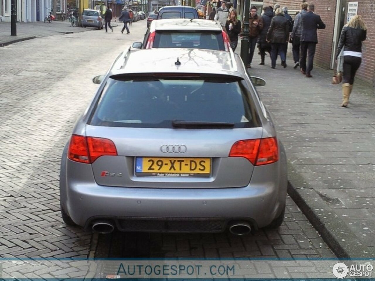 Audi RS4 Avant B7