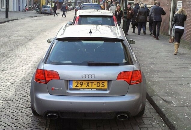 Audi RS4 Avant B7