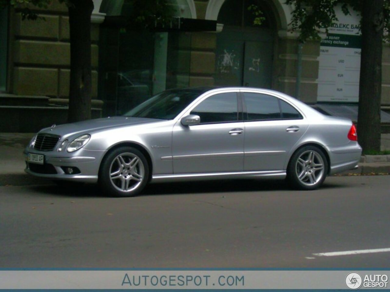 Mercedes-Benz E 55 AMG