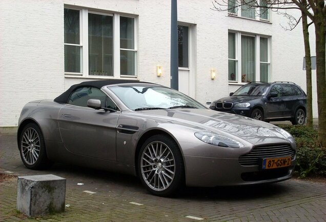 Aston Martin V8 Vantage Roadster