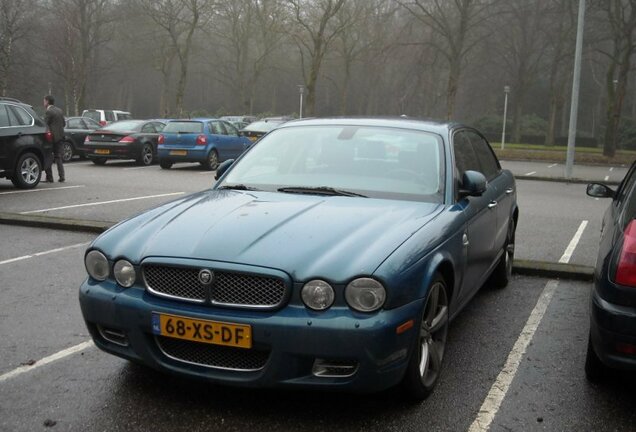 Jaguar XJR