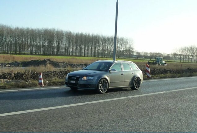 Audi RS4 Avant B7