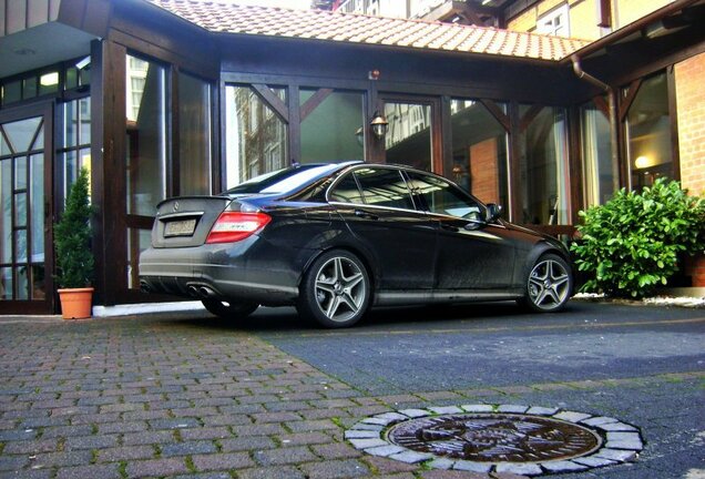 Mercedes-Benz C 63 AMG W204