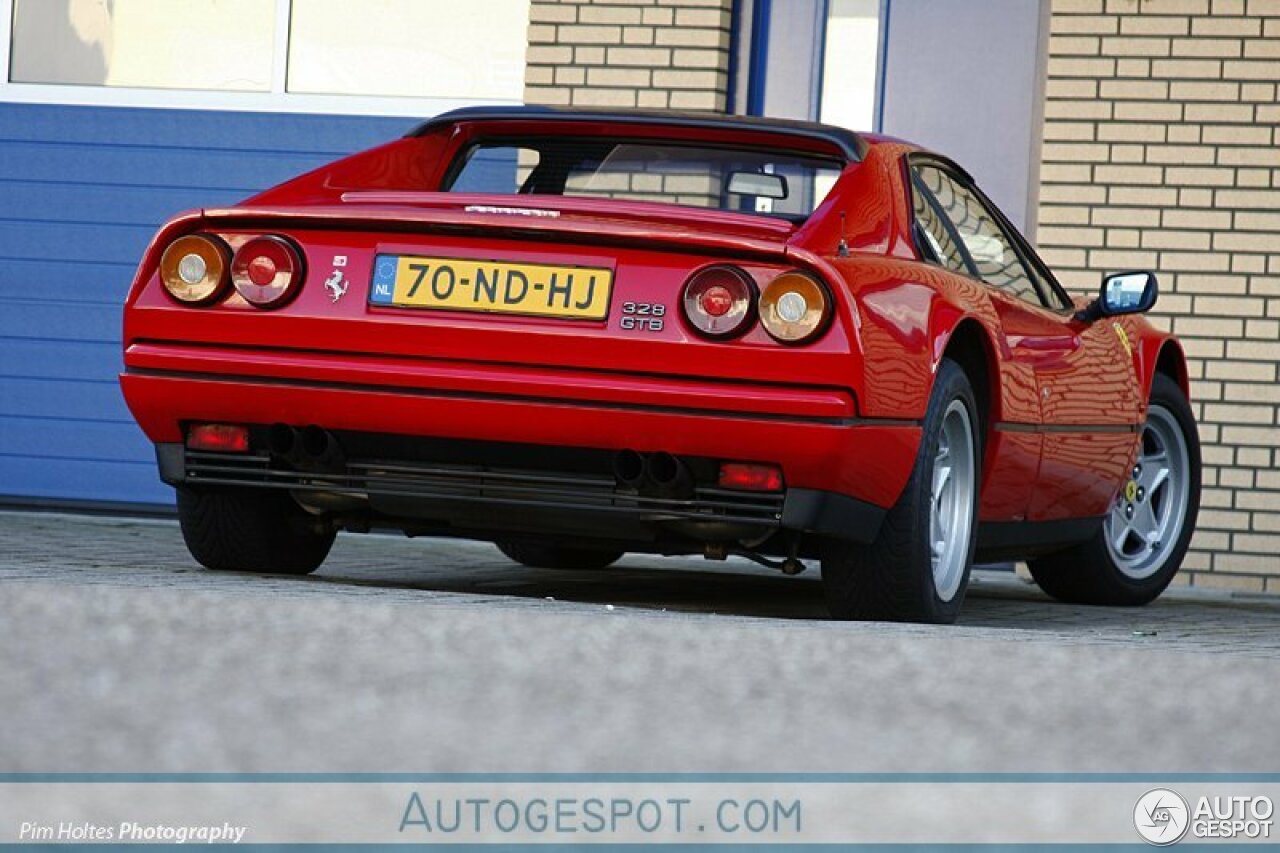 Ferrari 328 GTB