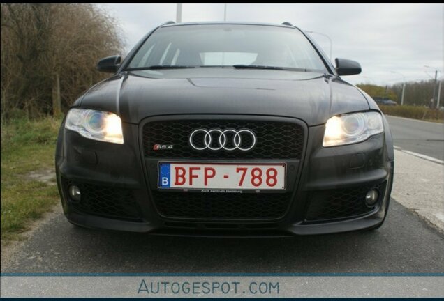 Audi RS4 Avant B7