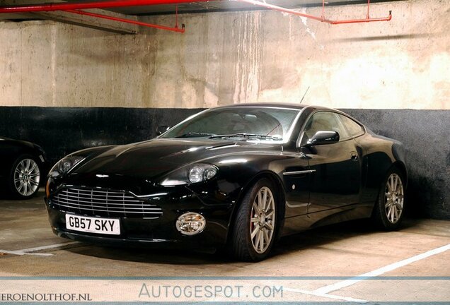 Aston Martin Vanquish S Ultimate Edition