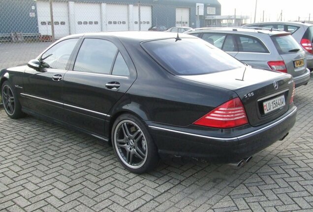 Mercedes-Benz S 65 AMG W220