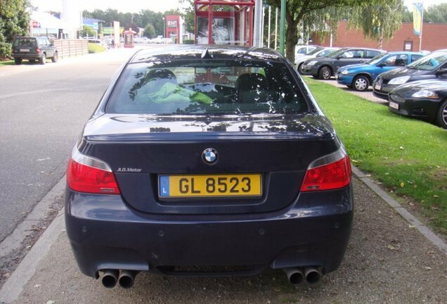 BMW M5 E60 2005