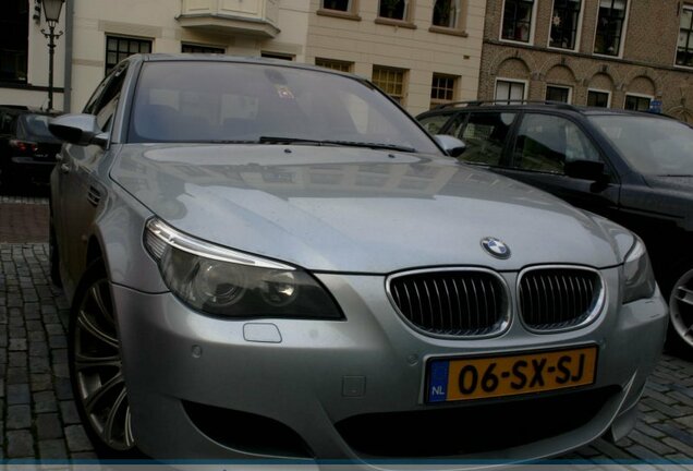 BMW M5 E60 2005