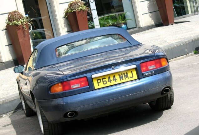 Aston Martin DB7 Volante