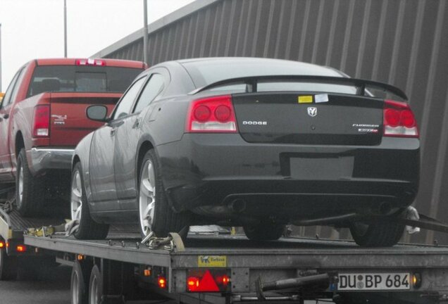 Dodge Charger SRT-8