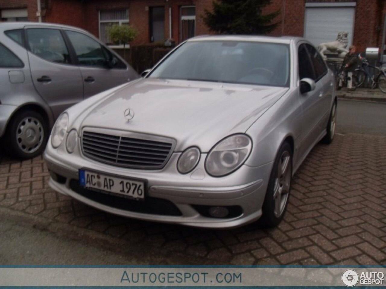 Mercedes-Benz E 55 AMG