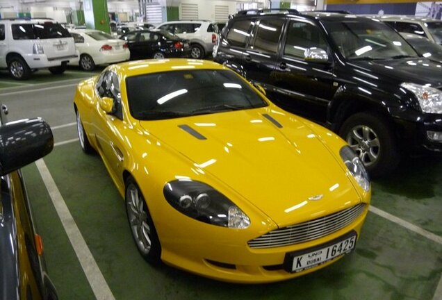 Aston Martin DB9