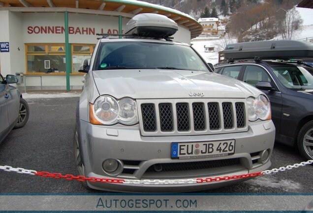 Jeep Grand Cherokee SRT-8 2005