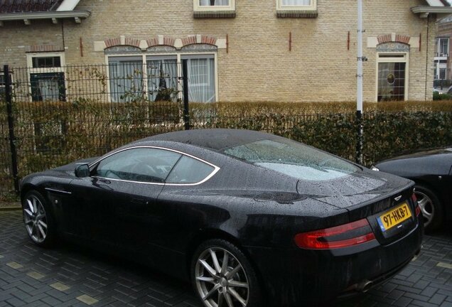 Aston Martin DB9