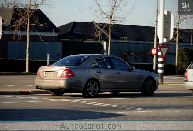 Mercedes-Benz E 55 AMG