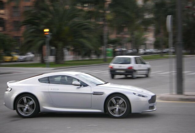 Aston Martin V8 Vantage N400