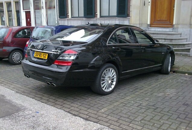 Mercedes-Benz S 63 AMG W221