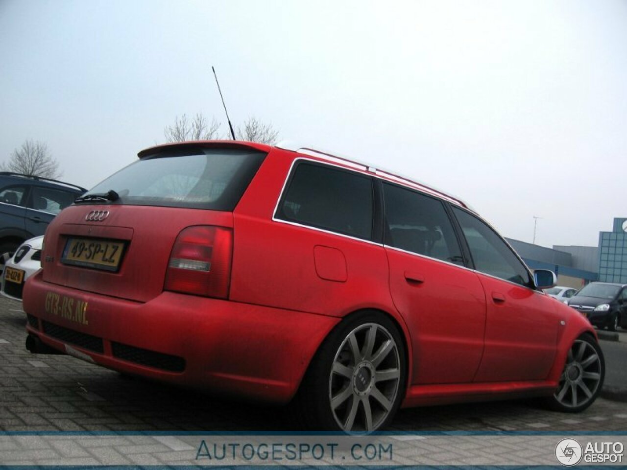 Audi RS4 Avant B5