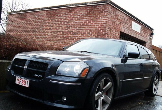 Dodge Magnum SRT-8