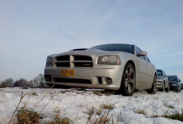 Dodge Charger SRT-8