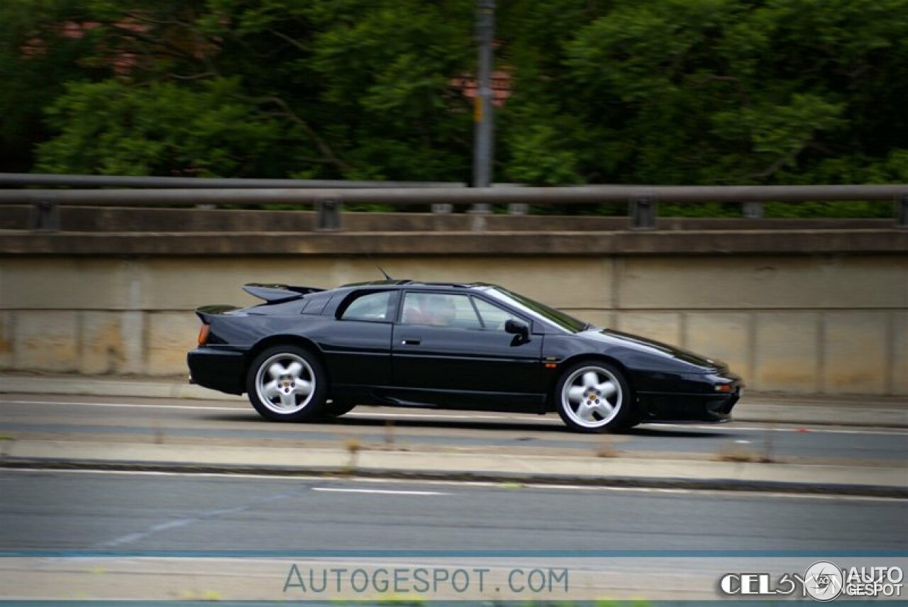 Lotus Esprit S4