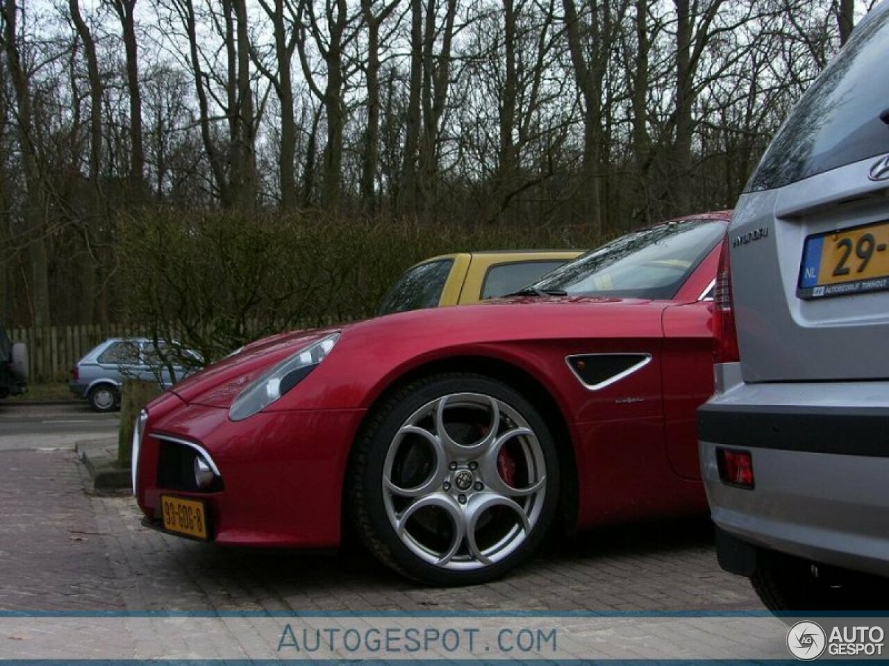 Alfa Romeo 8C Competizione