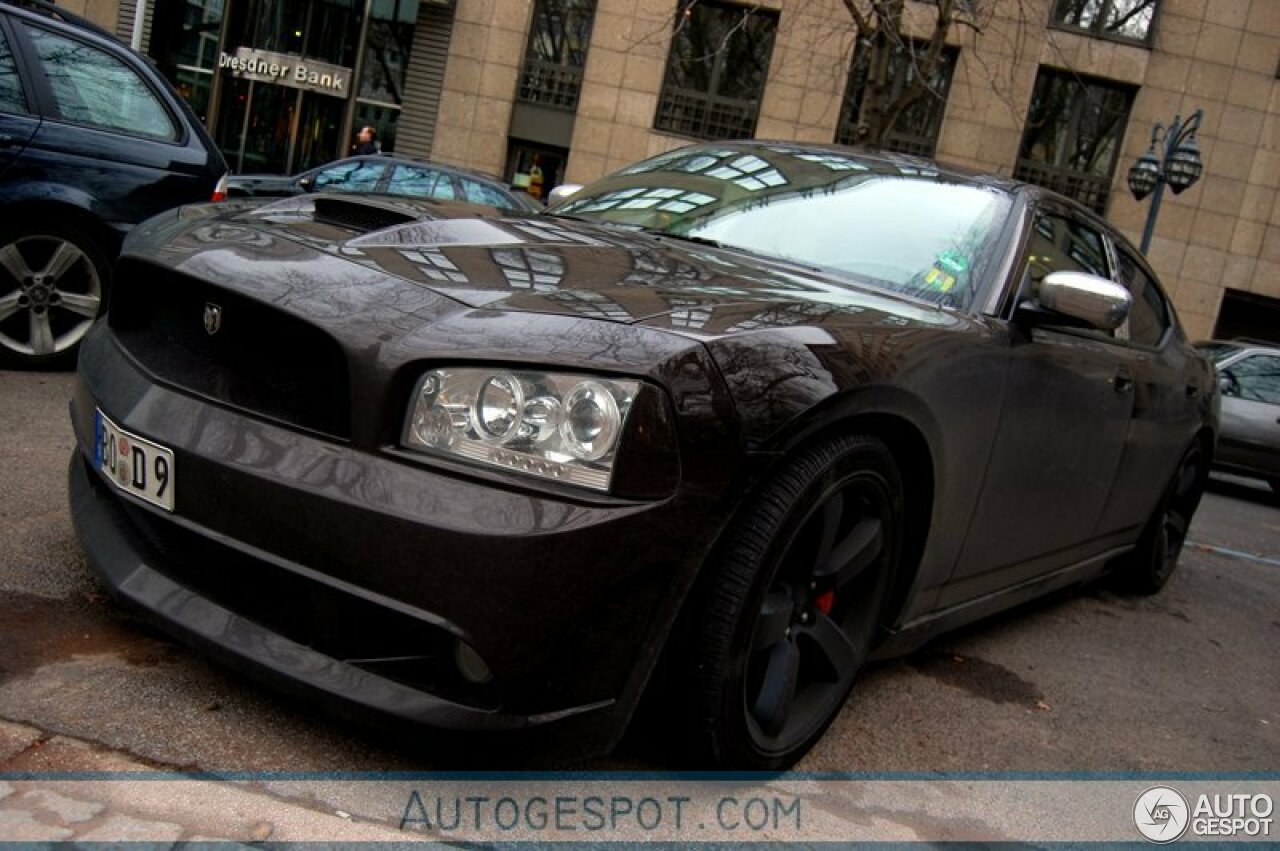 Dodge Charger SRT-8