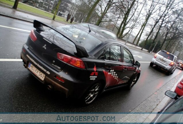 Mitsubishi Lancer Evolution X MR