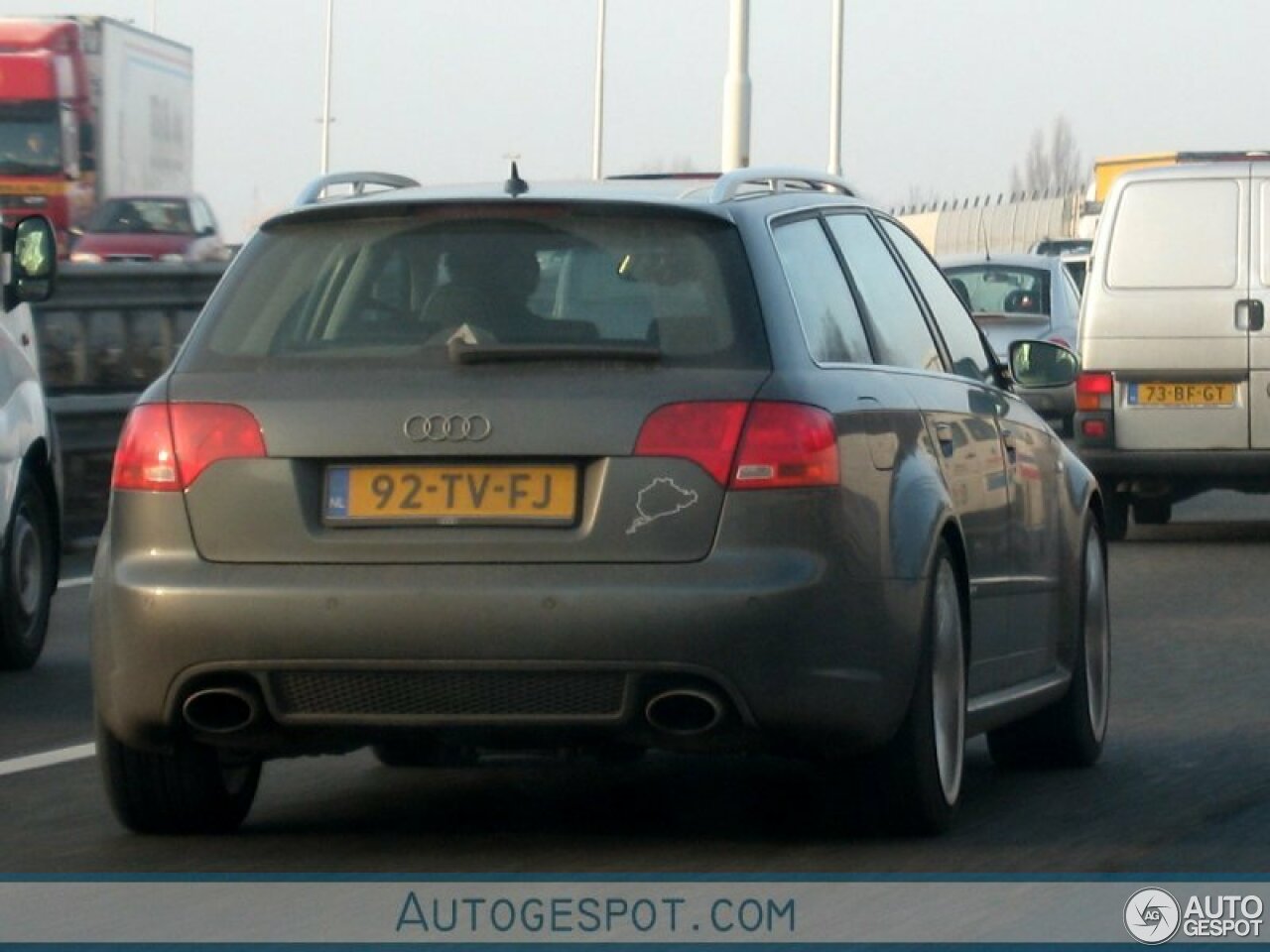 Audi RS4 Avant B7