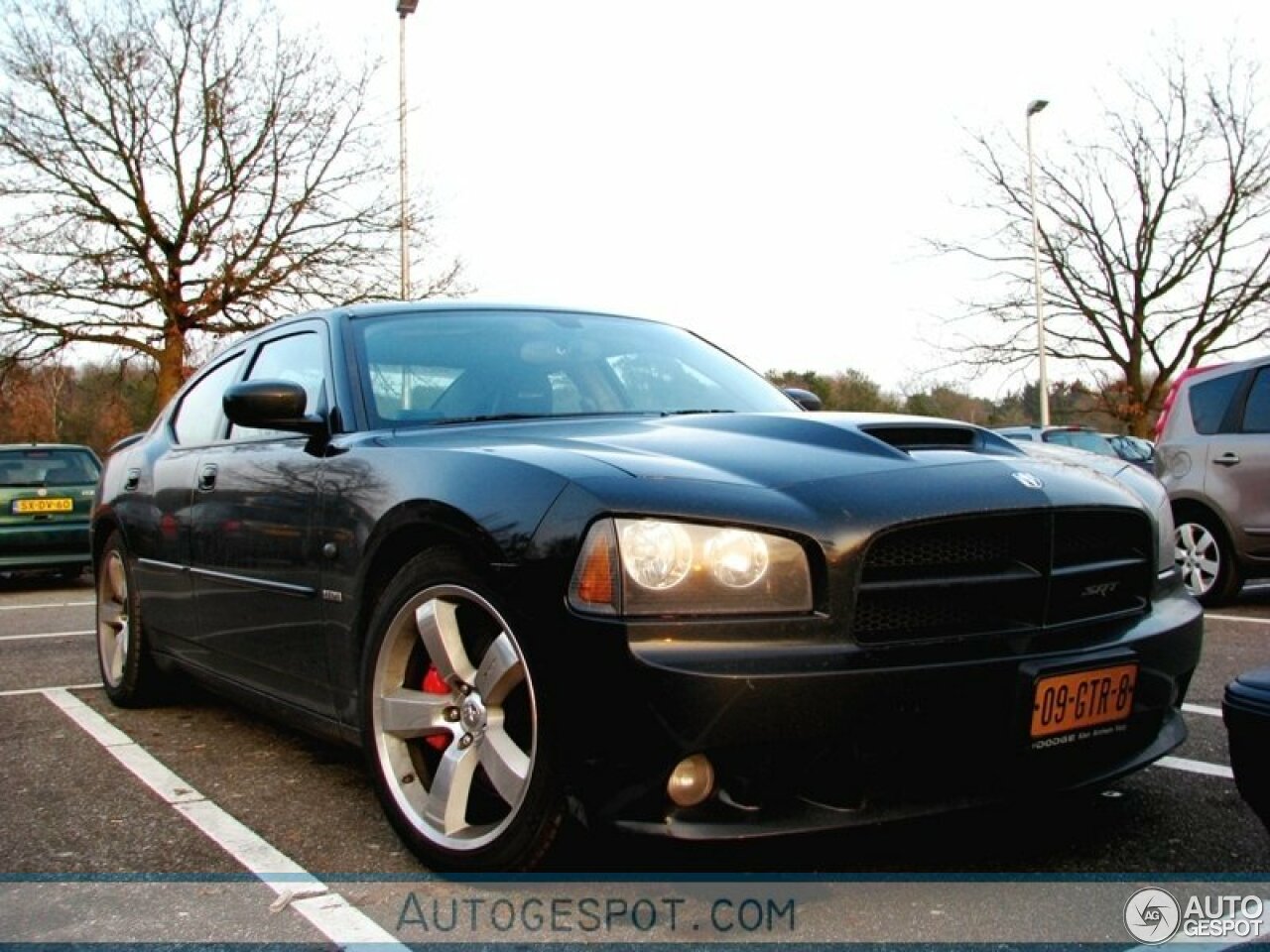 Dodge Charger SRT-8