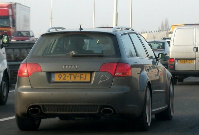 Audi RS4 Avant B7