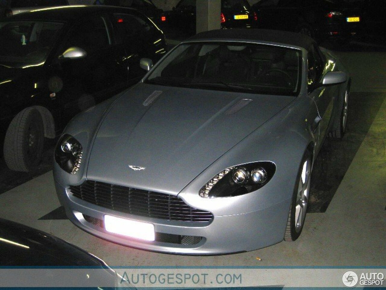 Aston Martin V8 Vantage Roadster