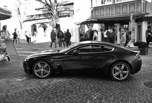 Aston Martin V8 Vantage