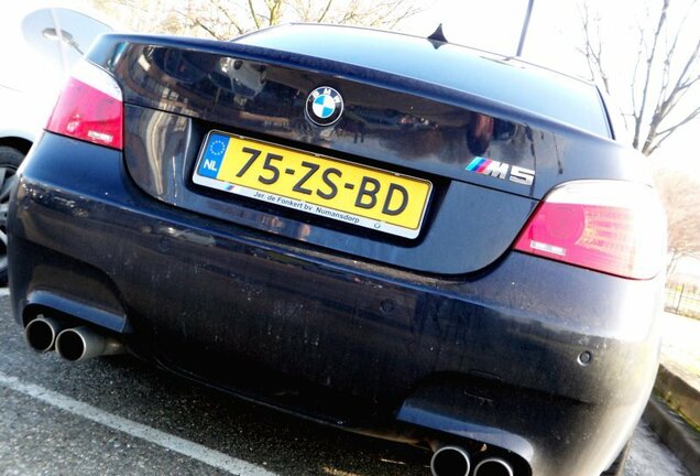 BMW M5 E60 2005