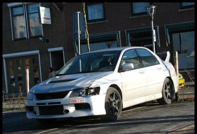 Mitsubishi Lancer Evolution IX