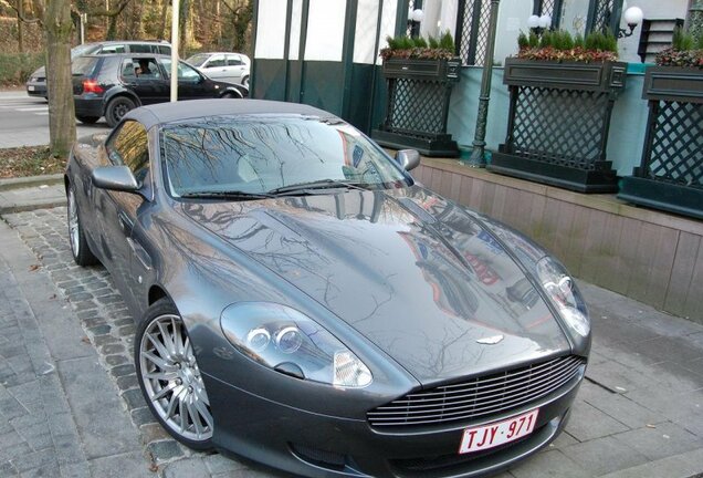 Aston Martin DB9 Volante