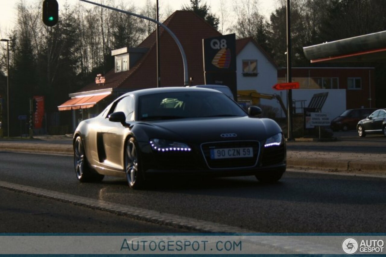 Audi R8