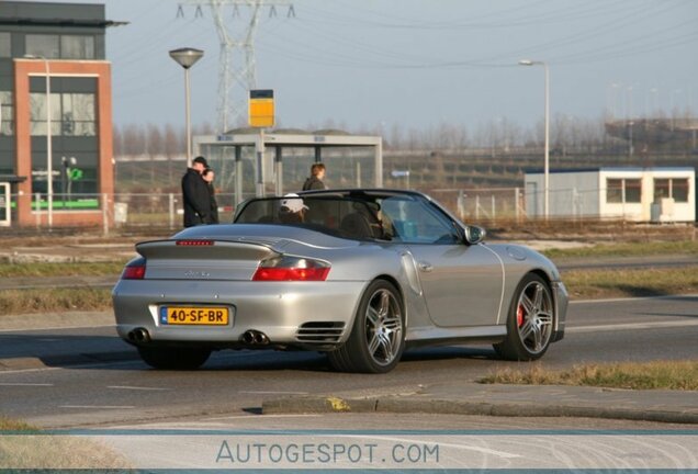 Porsche 996 Turbo Cabriolet