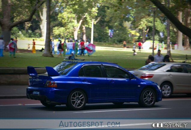 Mitsubishi Lancer Evolution IX FQ