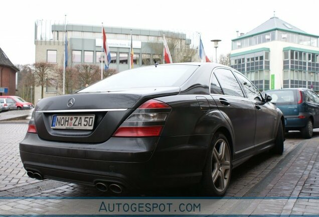 Mercedes-Benz S 63 AMG W221