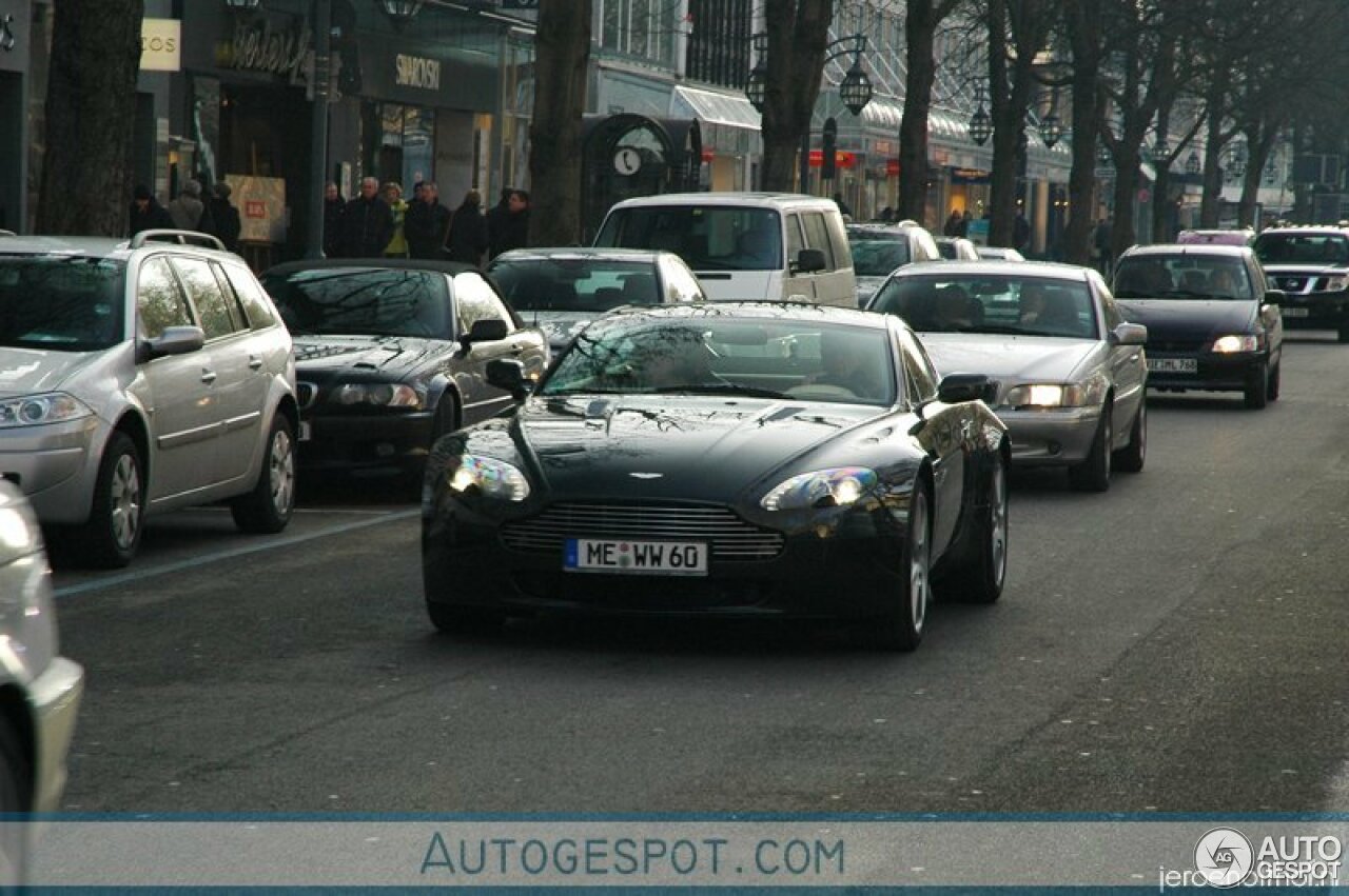 Aston Martin V8 Vantage