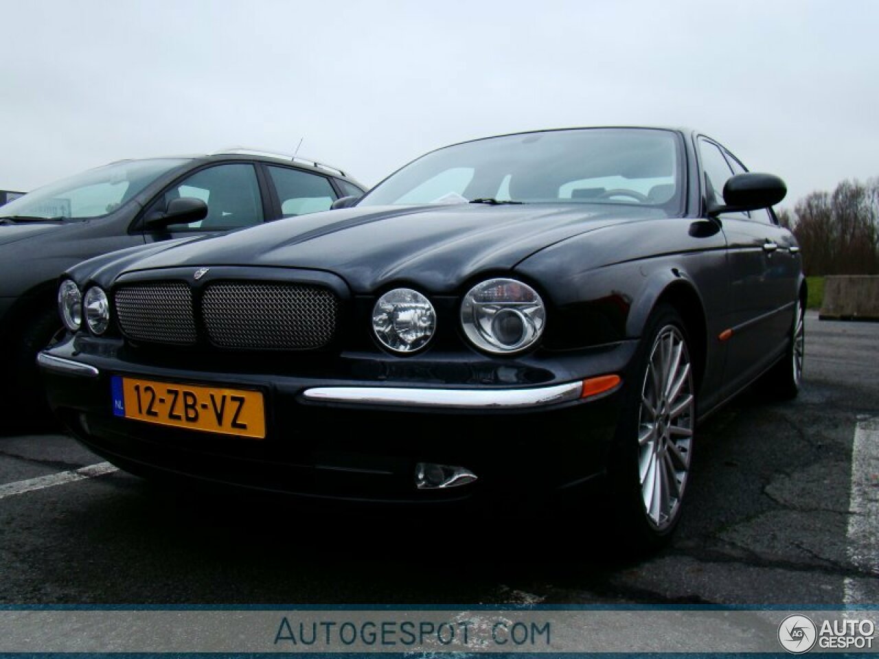 Jaguar XJR