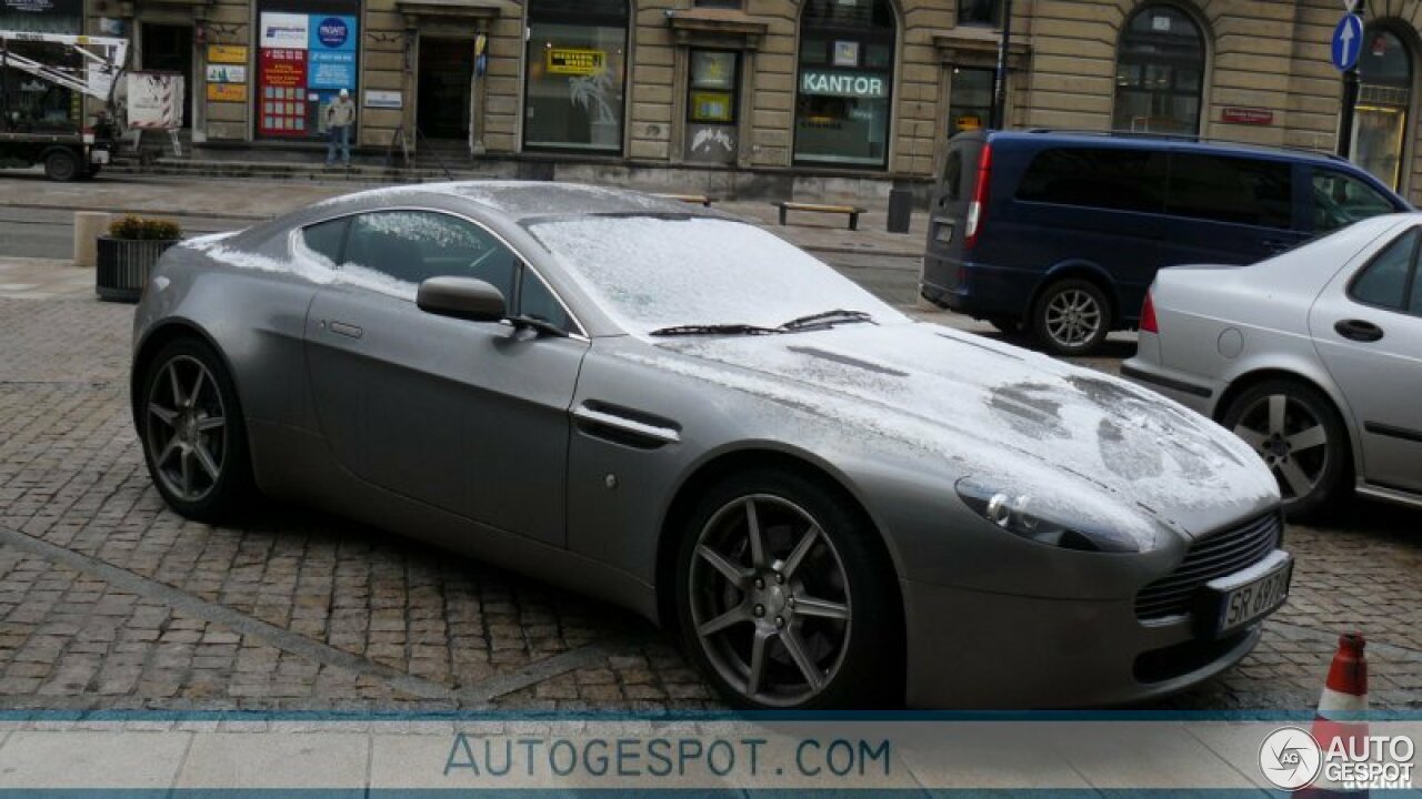 Aston Martin V8 Vantage