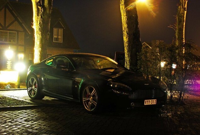 Aston Martin V8 Vantage N400