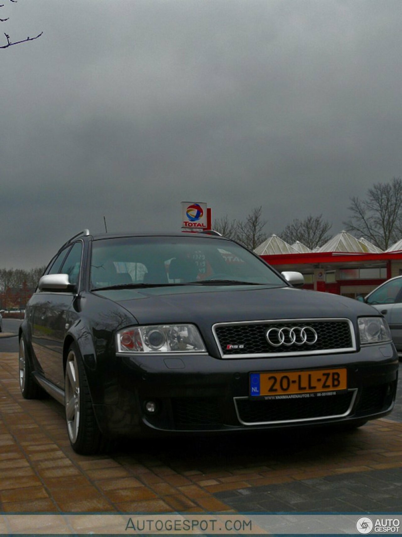 Audi RS6 Avant C5