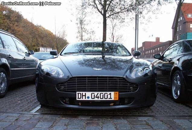 Aston Martin V8 Vantage