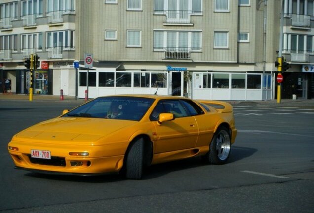 Lotus Esprit S4S